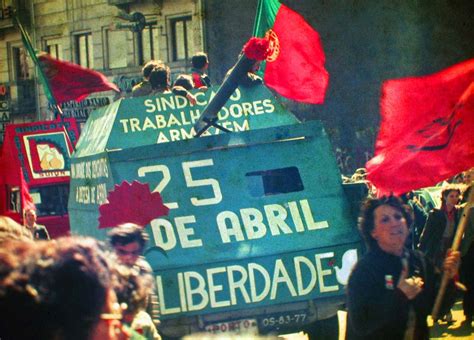 1974|Revolução dos Cravos: causas, cronologia